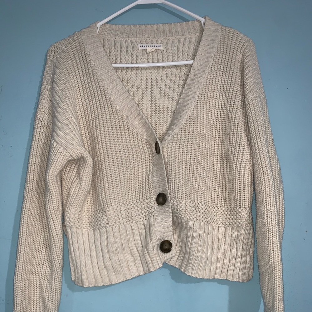 Creme sweater